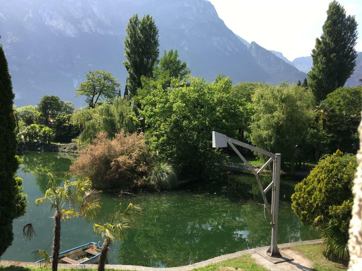 Appartamento Al Lago Riva del Garda Buitenkant foto